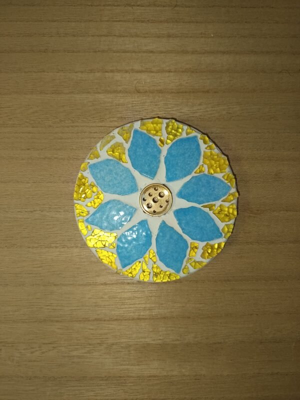 Porte-encens en mosaïque mandala bleu. Fait main en France. Apaisant, spirituel et unique. Parfait pour méditation, déco zen ou coin bien-être.