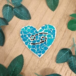 Magnet astrologique Poisson en mosaïque bleu. Fait main en France. Pièce unique et symbolique pour décorer votre frigo avec poésie.